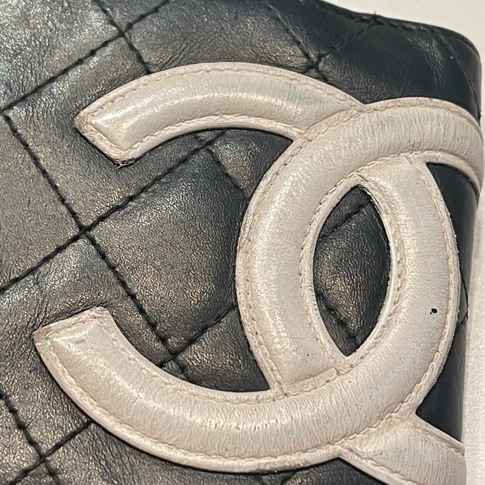 CC mark Chanel wallet it has been cleaned - Picture 10 of 16